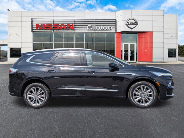 2023 Buick Enclave Avenir AWD