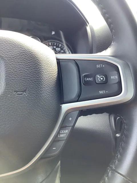 2023 Ram 1500 Big Horn Crew Cab 4x4 5'7" Box