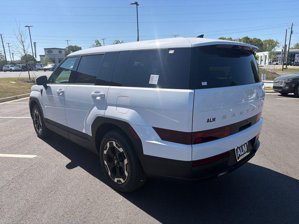 New 2026 White HYUNDAI SE FWD image 8