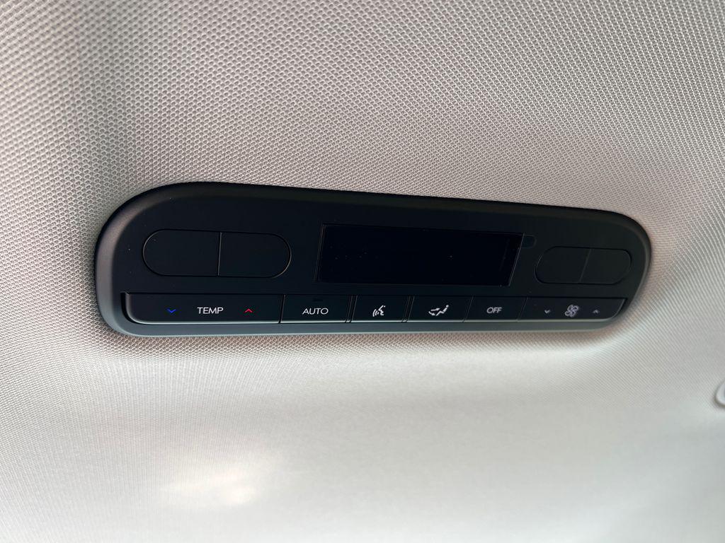 New 2026 White Pearl HYUNDAI Blue SEL 7P image 26