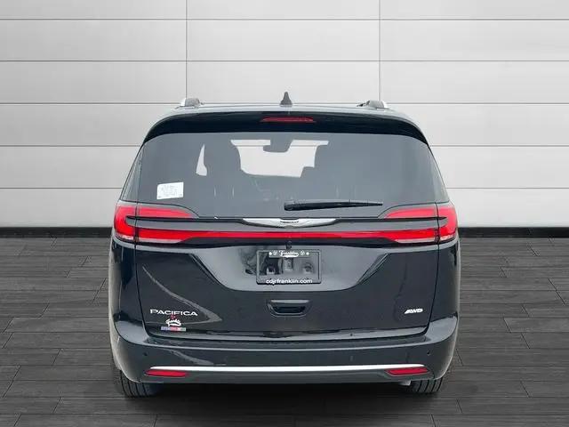 2026 Chrysler Pacifica Pinnacle AWD