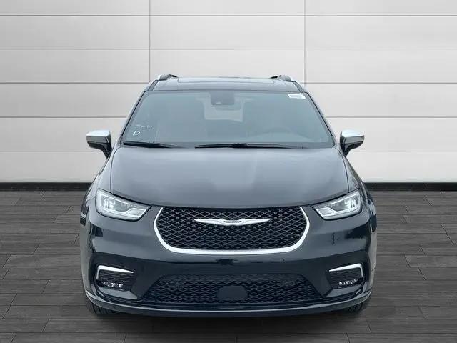 2026 Chrysler Pacifica Pinnacle AWD