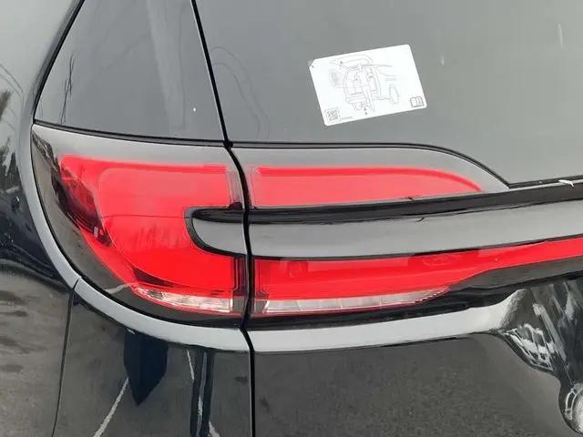 2026 Chrysler Pacifica Pinnacle AWD