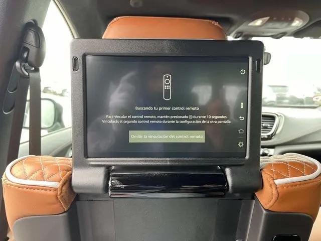 2026 Chrysler Pacifica Pinnacle AWD