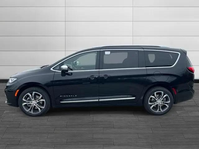 2026 Chrysler Pacifica Pinnacle AWD