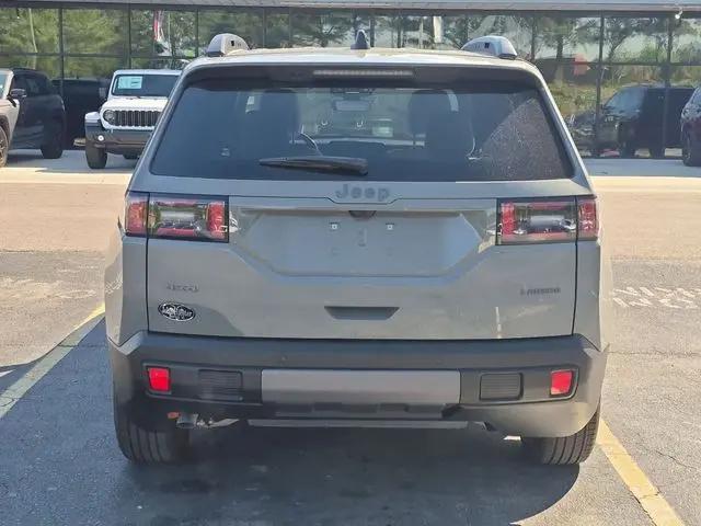 2026 Jeep Cherokee Laredo 4x4
