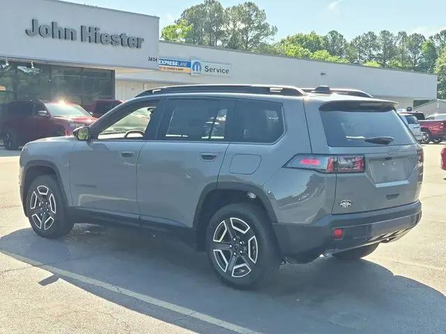 2026 Jeep Cherokee Laredo 4x4
