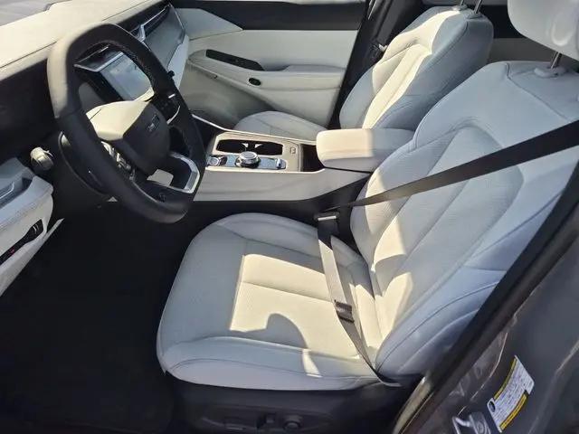 2026 Jeep Cherokee Laredo 4x4