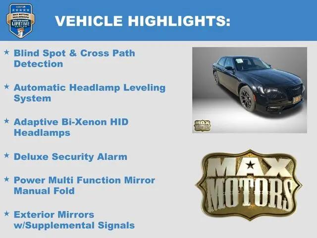 2023 Chrysler 300 Touring-L AWD