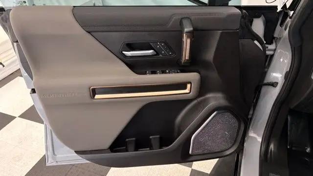 2025 GMC HUMMER EV 2X e4WD