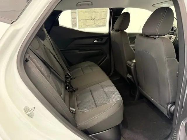 2027 Chevrolet Bolt LT FWD