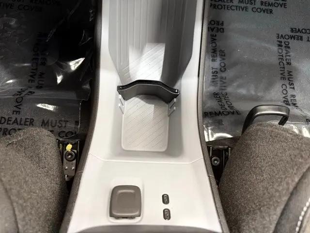 2027 Chevrolet Bolt LT FWD
