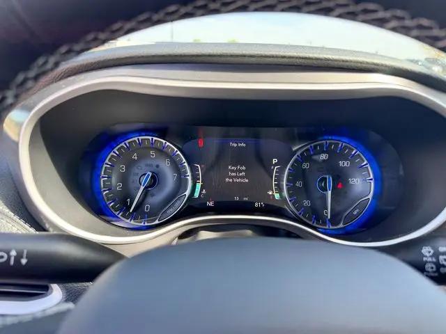 2026 Chrysler Pacifica Select AWD