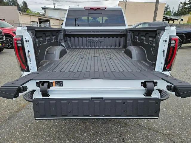 2026 GMC Sierra 2500HD Crew Cab, Standard Bed, AT4X, 4WD