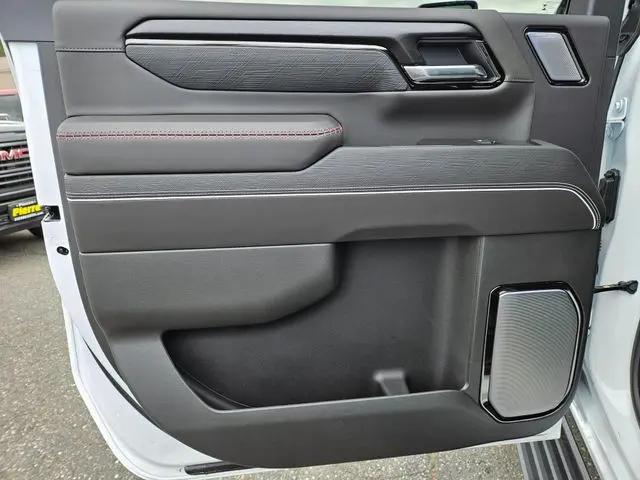 2026 GMC Sierra 2500HD Crew Cab, Standard Bed, AT4X, 4WD