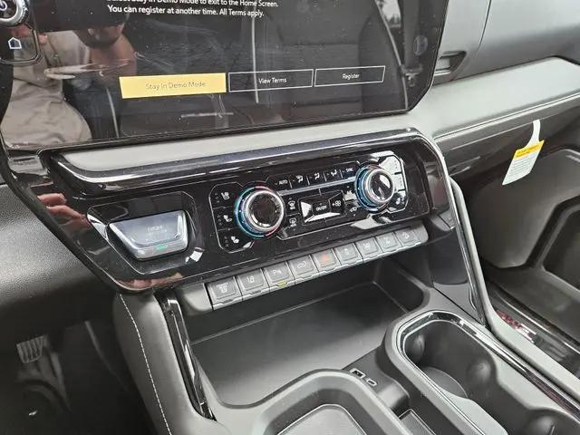2026 GMC Sierra 2500HD Crew Cab, Standard Bed, AT4X, 4WD