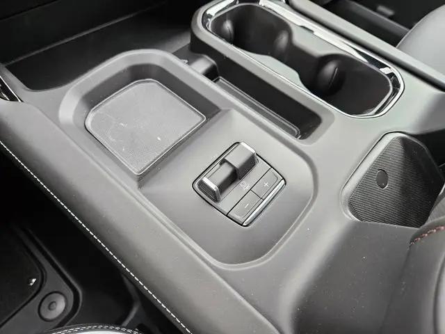 2026 GMC Sierra 2500HD Crew Cab, Standard Bed, AT4X, 4WD