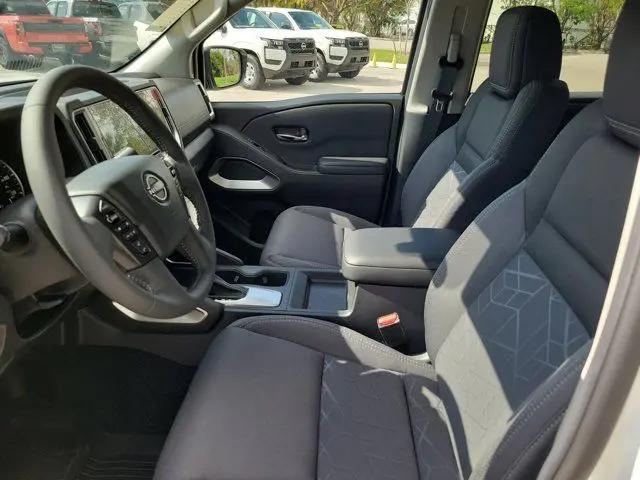 2026 Nissan Frontier Crew Cab SV 4x2