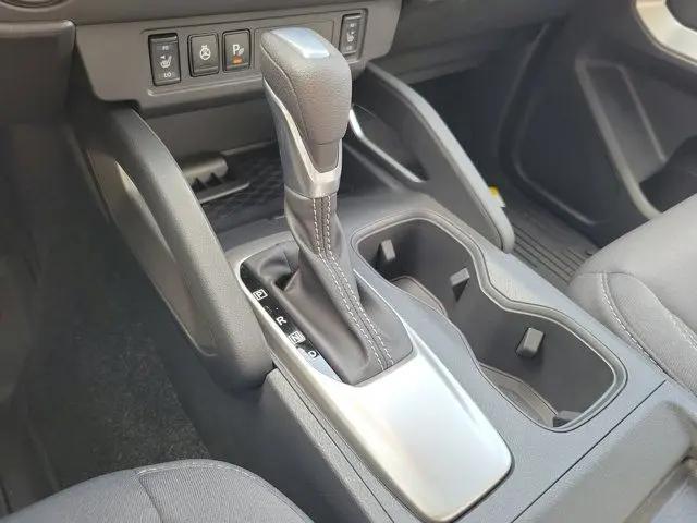 2026 Nissan Frontier Crew Cab SV 4x2