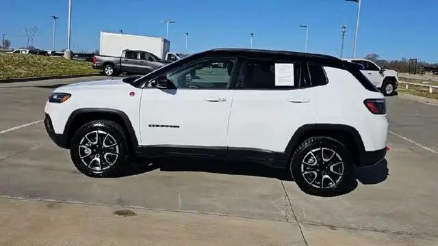 2024 Jeep Compass Trailhawk 4x4