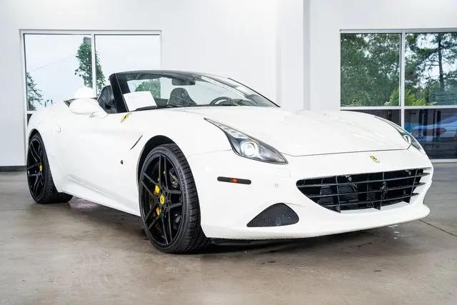 2016 Ferrari California T