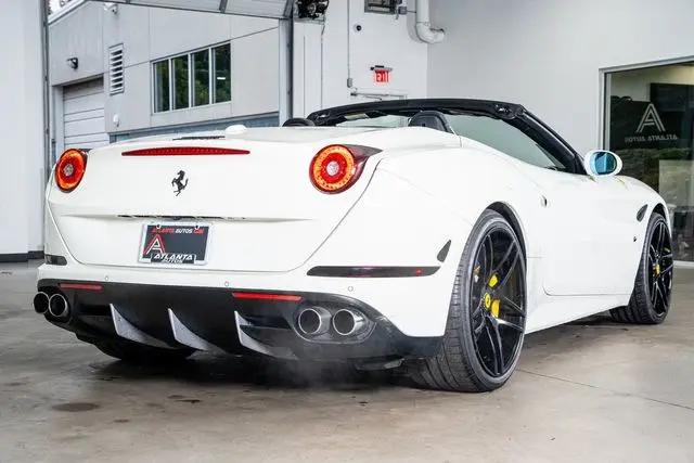 2016 Ferrari California T