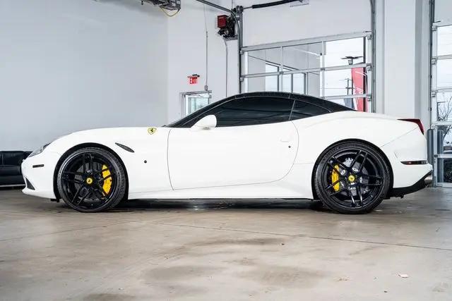2016 Ferrari California T