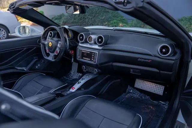 2016 Ferrari California T