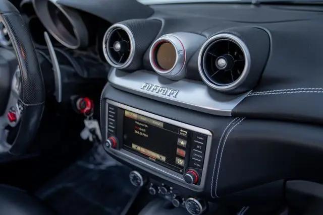 2016 Ferrari California T