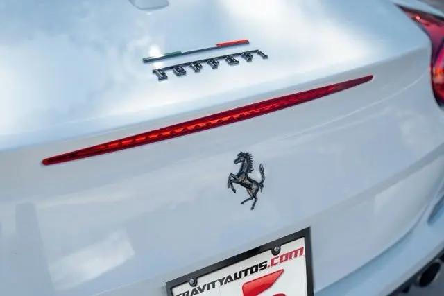 2016 Ferrari California T