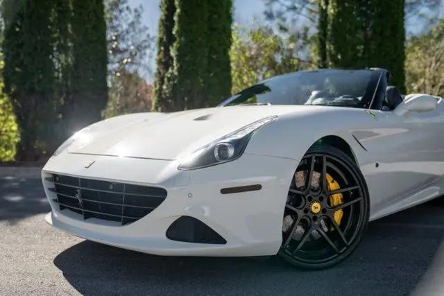2016 Ferrari California T