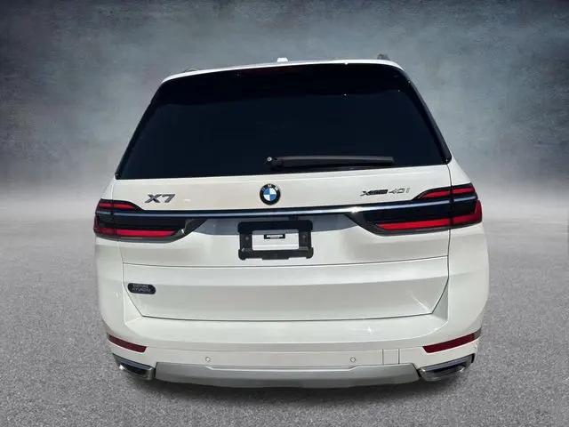 2023 BMW X7 xDrive40i