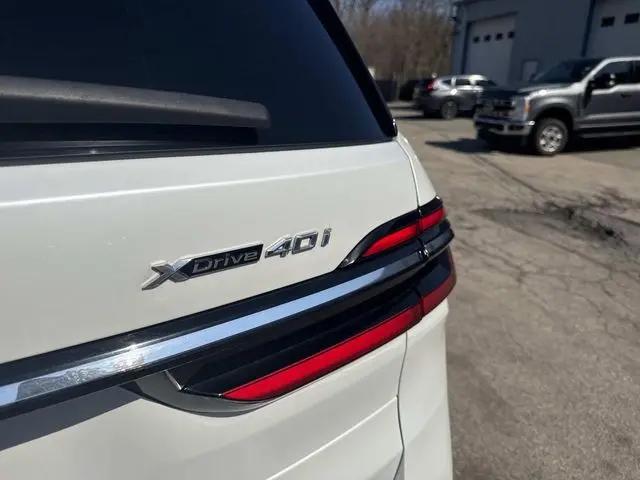 2023 BMW X7 xDrive40i