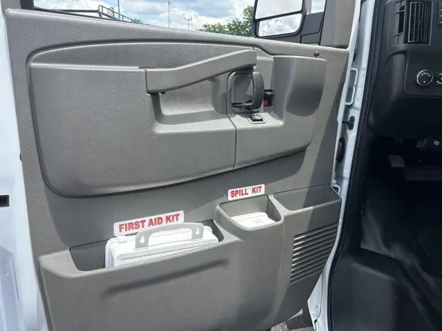 2025 Chevrolet Express Cargo Van RWD 3500 Extended Wheelbase WT