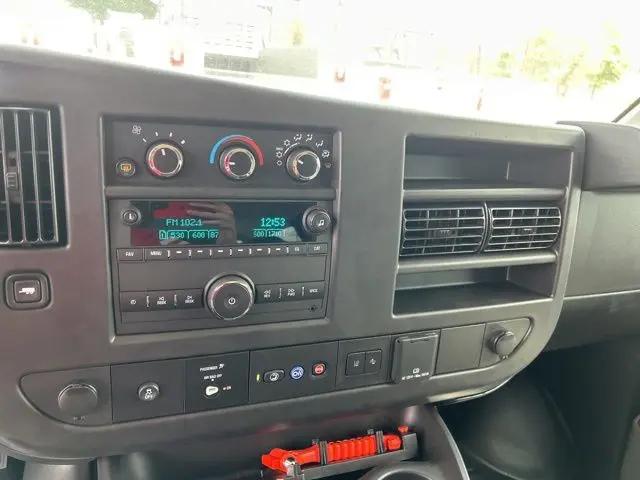 2025 Chevrolet Express Cargo Van RWD 3500 Extended Wheelbase WT