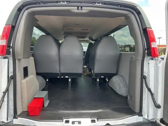 2025 Chevrolet Express Cargo Van RWD 3500 Extended Wheelbase WT