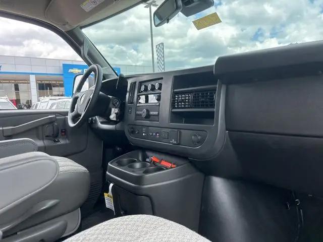 2025 Chevrolet Express Cargo Van RWD 3500 Extended Wheelbase WT
