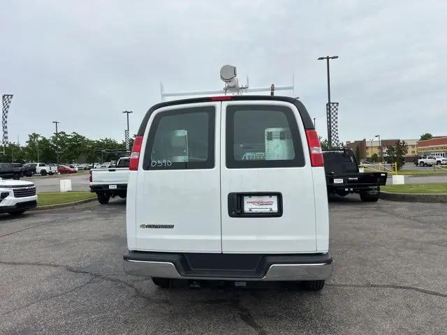 2026 Chevrolet Express Cargo Van 2500 Regular Wheelbase, WT, RWD