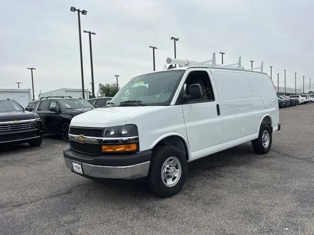 2026 Chevrolet Express Cargo Van 2500 Regular Wheelbase, WT, RWD