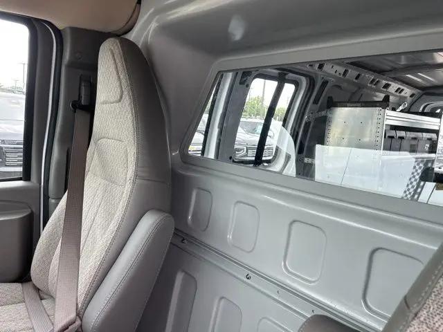 2026 Chevrolet Express Cargo Van 2500 Regular Wheelbase, WT, RWD