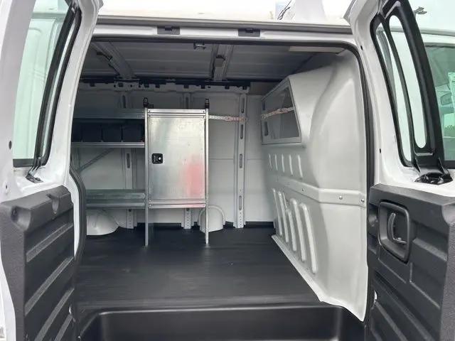 2026 Chevrolet Express Cargo Van 2500 Regular Wheelbase, WT, RWD