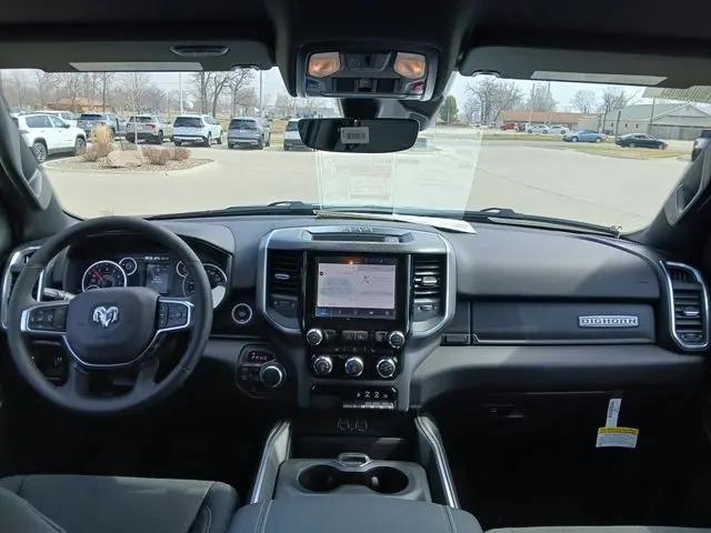 2026 Ram 1500 Big Horn Crew Cab 4x4 5'7" Box