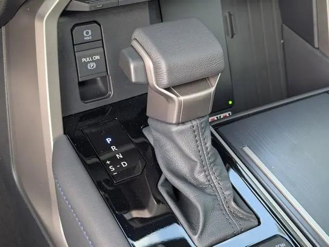 2026 Toyota Tundra Platinum CrewMax 5.5' Bed