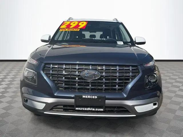 2026 Hyundai Venue SEL w/Two-Tone Roof