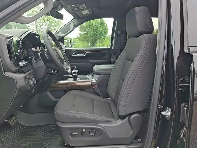 2026 Chevrolet Silverado 1500 4WD Crew Cab Short Bed RST