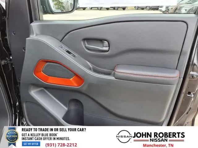 2026 Nissan Frontier Crew Cab PRO-4X 4x4