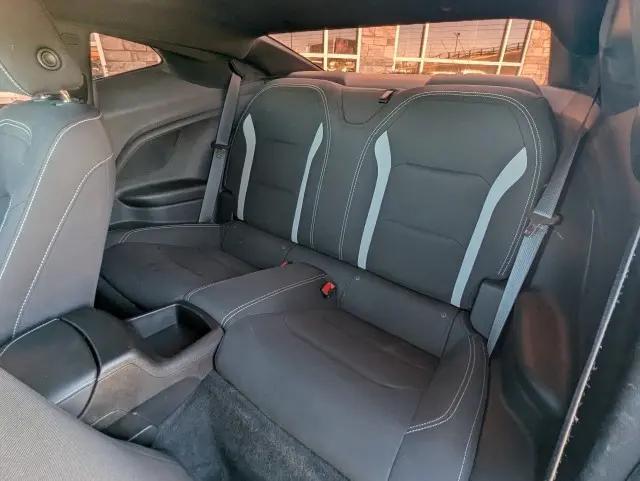 2021 Chevrolet Camaro RWD Coupe 1LT
