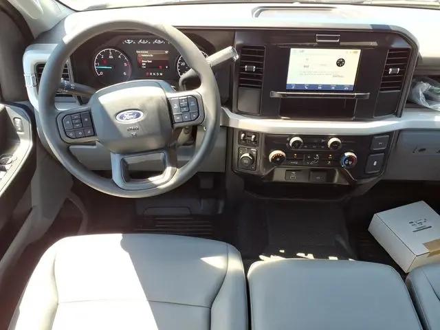 2026 Ford F-350 XLT