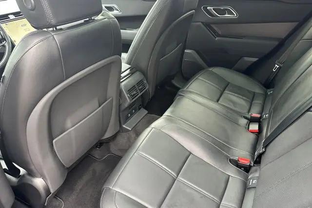 2025 Land Rover Range Rover Velar P250 Dynamic SE