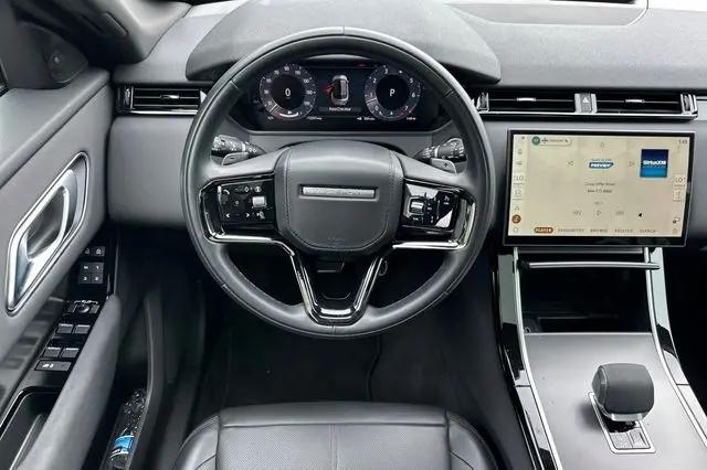 2025 Land Rover Range Rover Velar P250 Dynamic SE